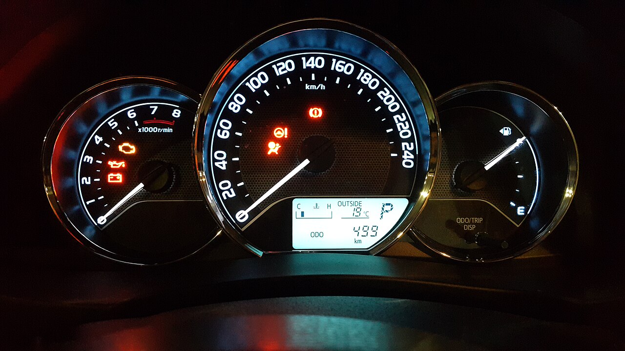 Car speedometer showing instantaneous speed in km/h, a scalar with no direction